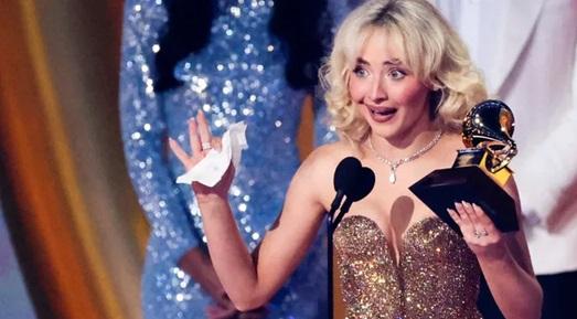 2025 Grammy Ödülleri: Moda İncelemesi