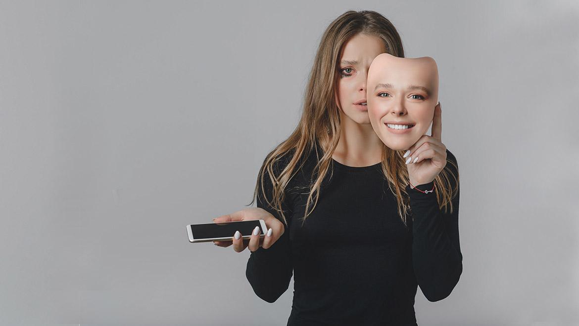 Sosyal Medya Güzellik Algımızı Nasıl Şekillendiriyor?