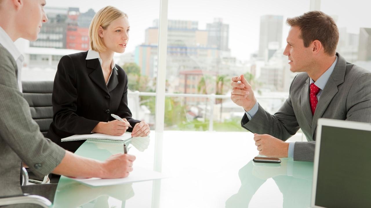 Belirli Bir Hedef Kitleye Yönelik İkna Stratejileri