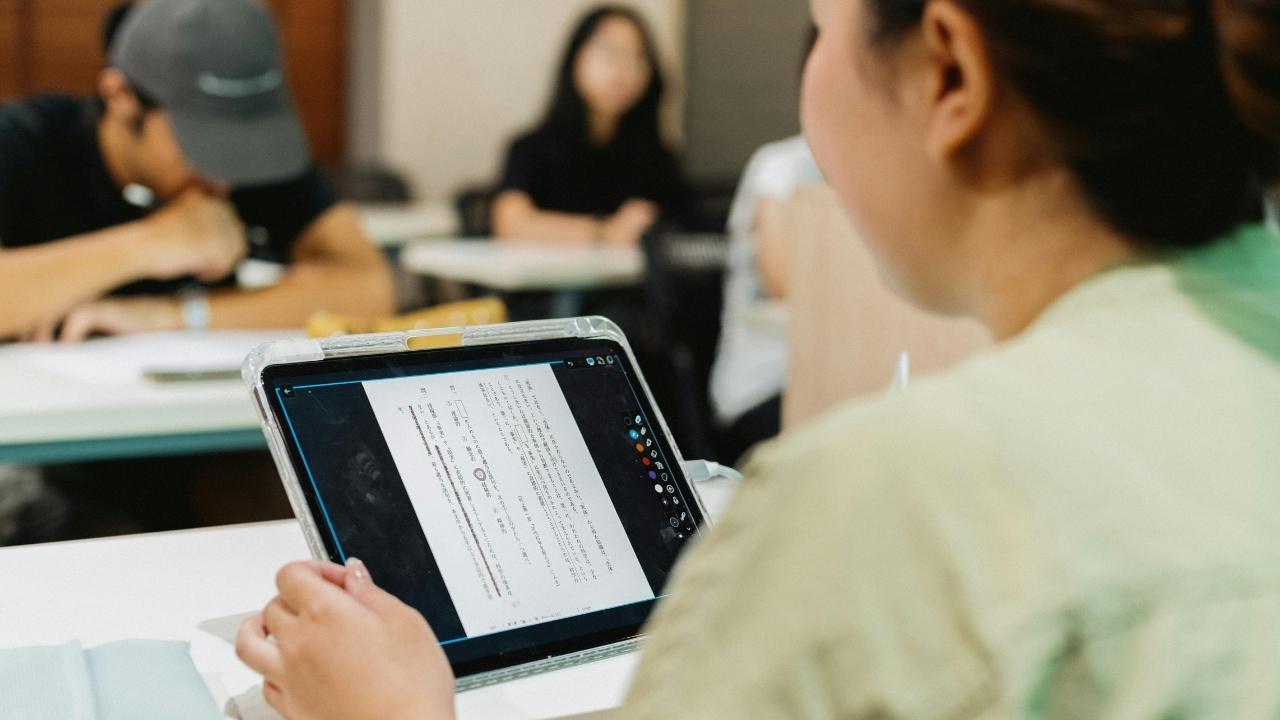 İnsan Nasıl Öğrenir: Nörobilimden Eğitime Öğrenme Süreci