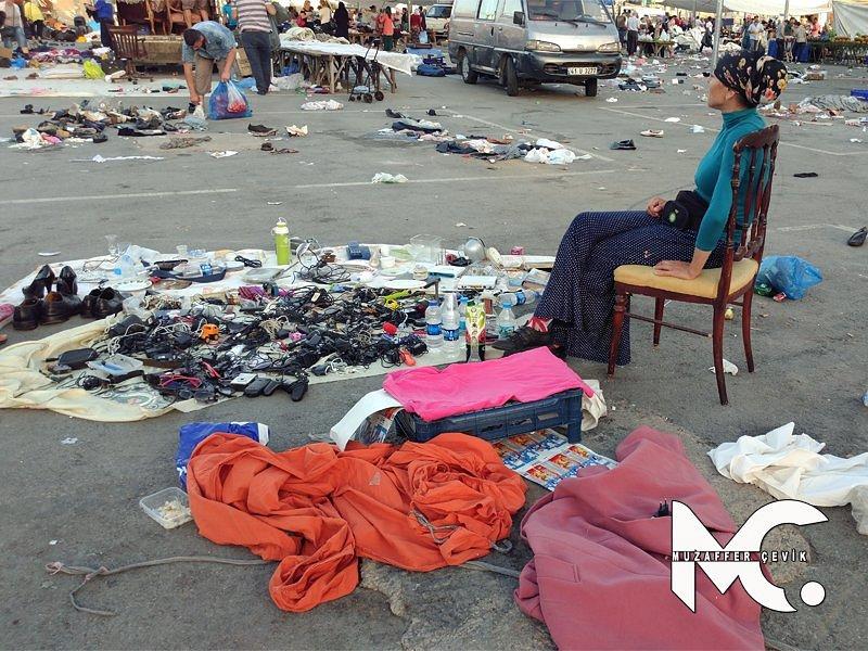 Would you like to buy a t-shirt for only 1 lira in İstanbul?