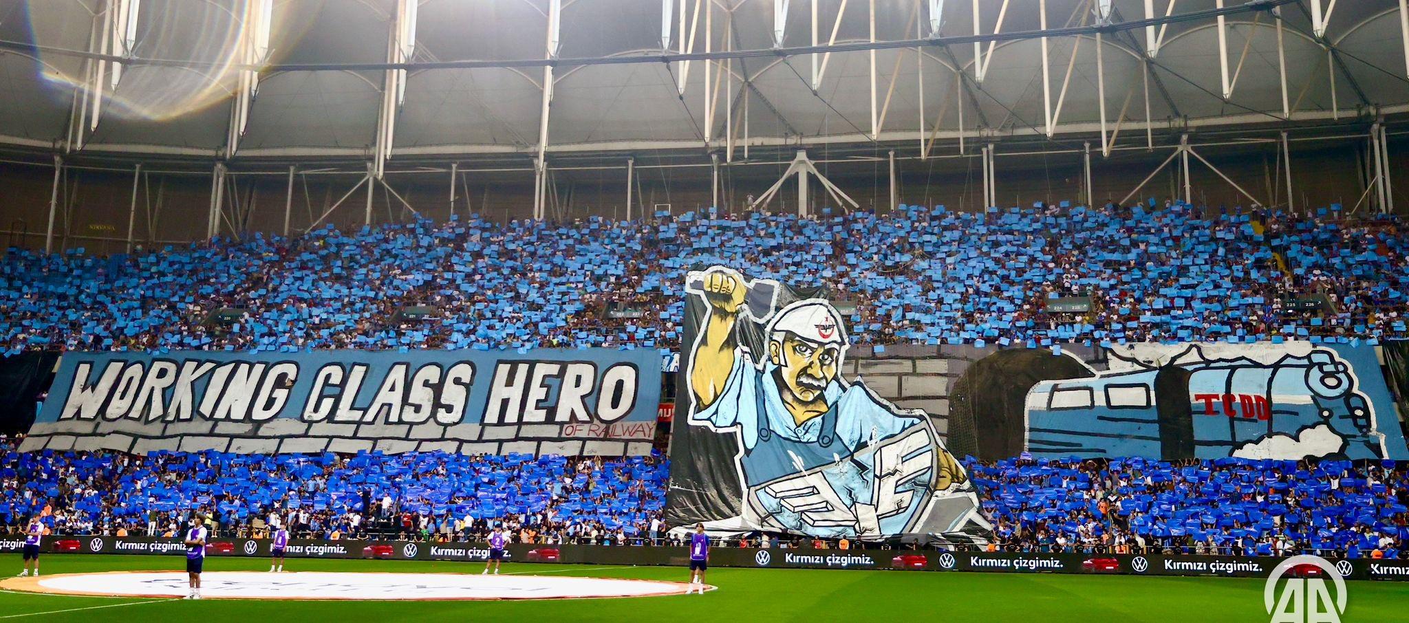 Benim Gözümden Akdeniz'in Mavi Yumruğu